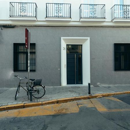 Modern With Balcony- 2Bd 2Bth- San Vicente Apartment Sevilla Exterior foto